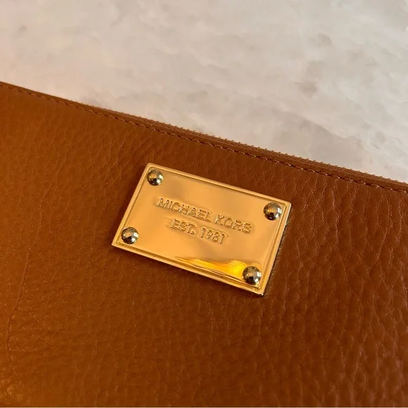 Michael Kors Leather Wallet - Picture 2 of 4